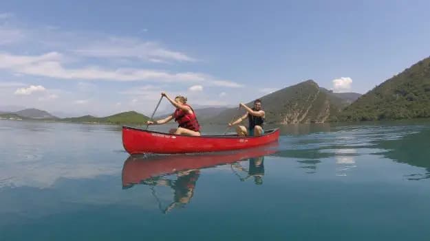 Canoa en el Pirineo